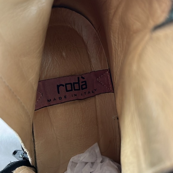 Roda Italian-Made Witchy Black Leather Boots w/ Geometric Wooden Block Heels - Picture 13 of 16